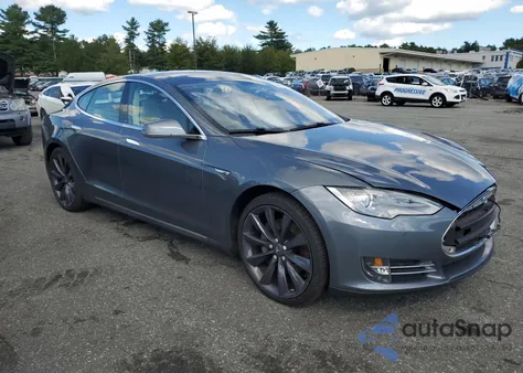 2014 Tesla Model S из США, поврежденный, VIN 5YJSA1H11EFP41212